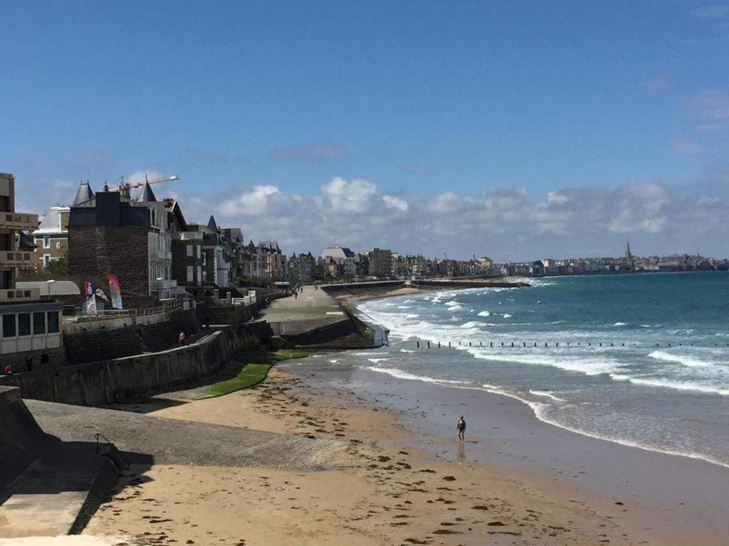 Appartement Les Pieds Dans L'Eau - Residence Sur La Plage Saint-Malo Dış mekan fotoğraf
